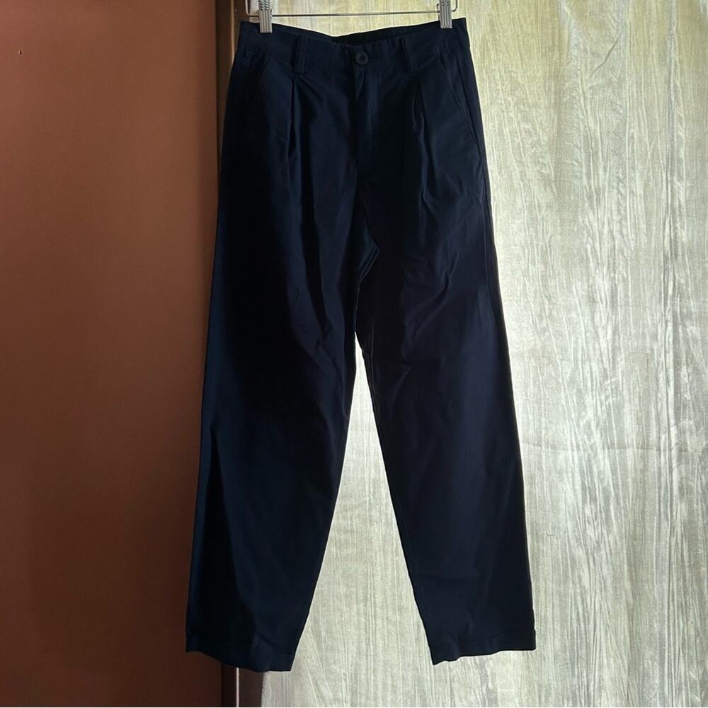 Kut from the Kloth Pleated Trouser Lightweight Dress Pants Navy Blue NEW Size 2